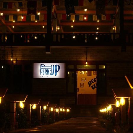 Perkup Hostel Касоль Экстерьер фото