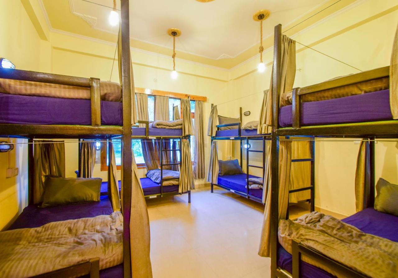 Perkup Hostel Касоль Экстерьер фото