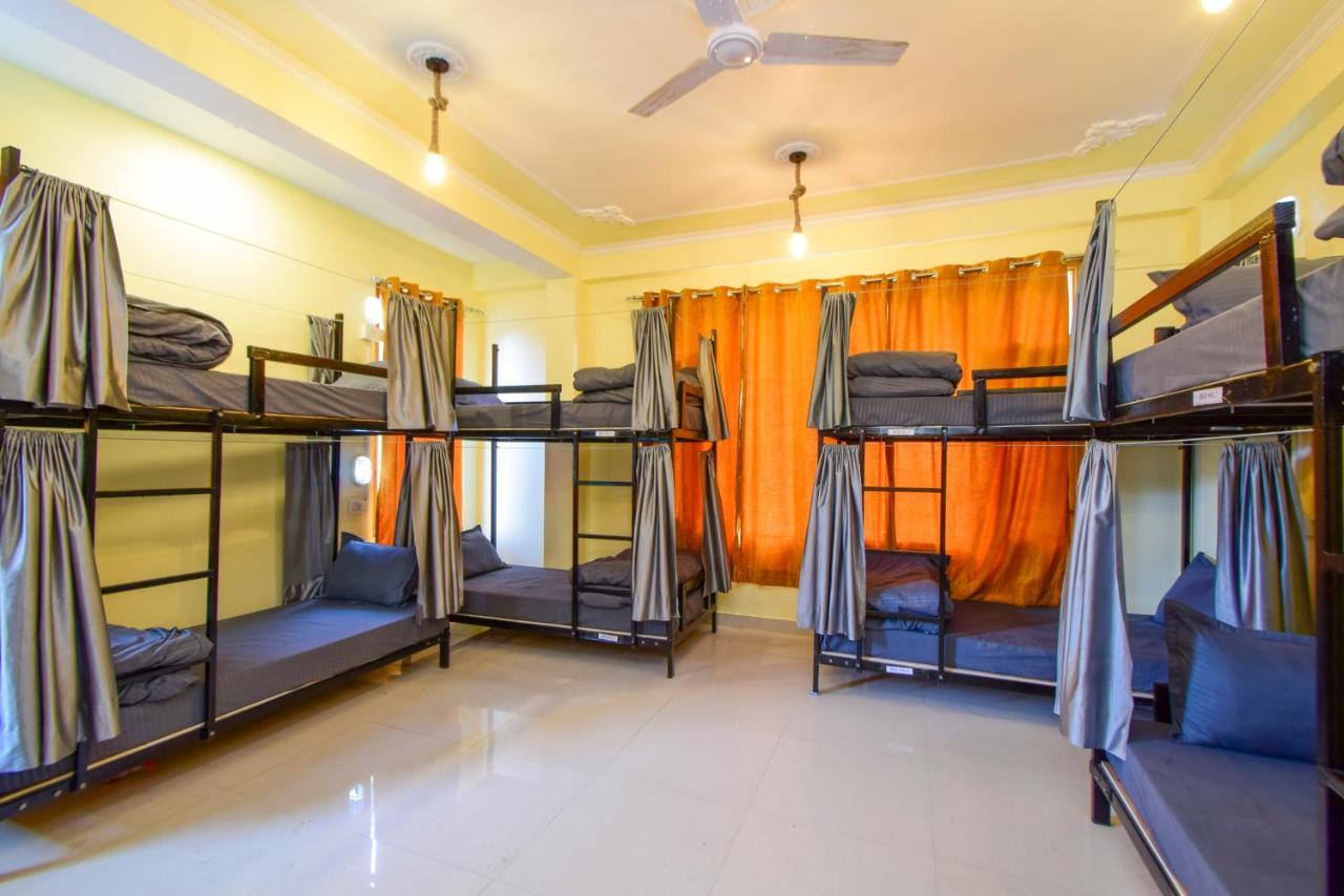 Perkup Hostel Касоль Экстерьер фото