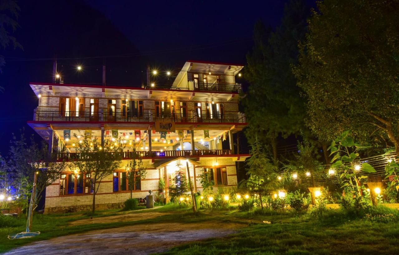 Perkup Hostel Касоль Экстерьер фото